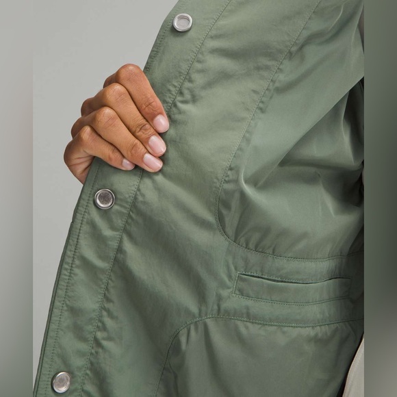 Lululemon Lightweight Insulated Shirt Jacket - Picture 7 of 11